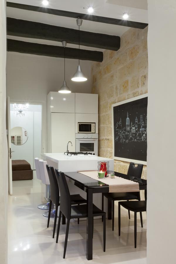 Your Apartment 弗洛里亚纳 外观 照片